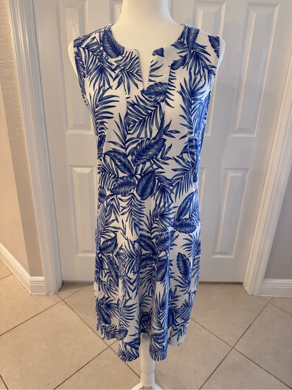 Coolibar White Tank Dress with Navy Leaf Print